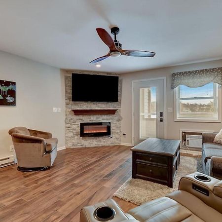 Dells Lakefront Escape - Couples Or Families Wisconsin Dells Exterior foto