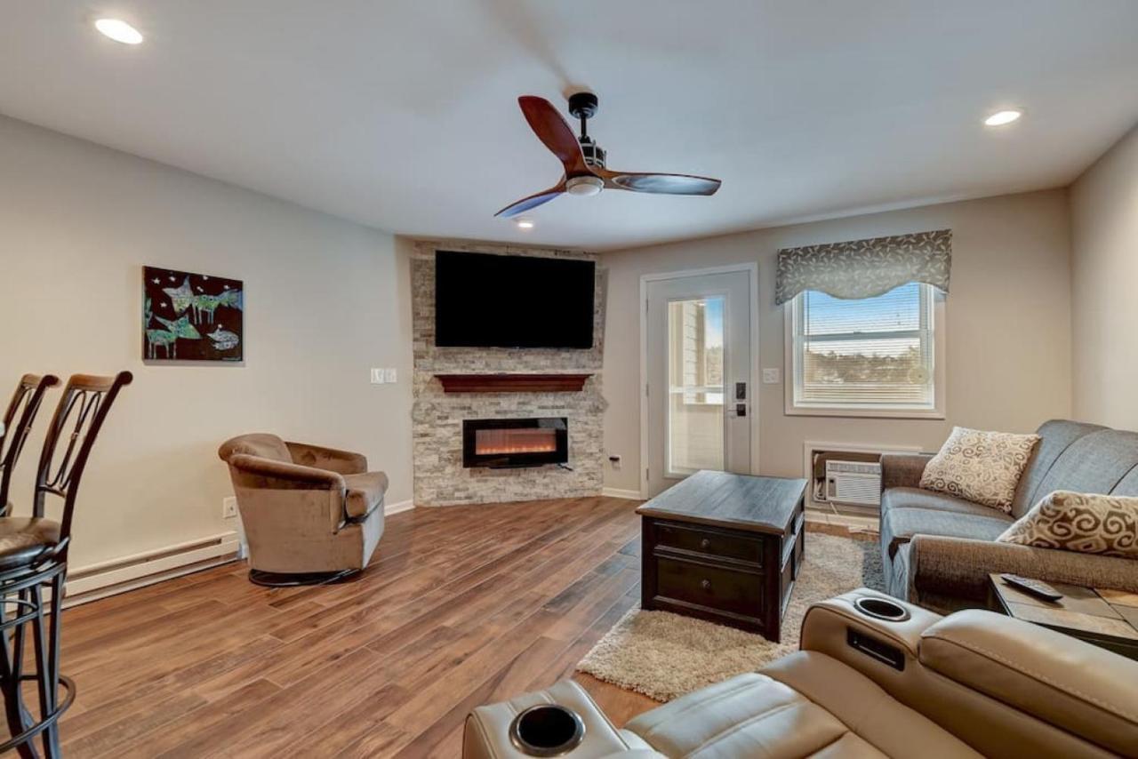 Dells Lakefront Escape - Couples Or Families Wisconsin Dells Exterior foto