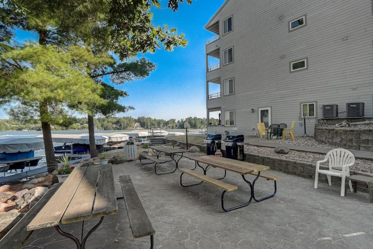 Dells Lakefront Escape - Couples Or Families Wisconsin Dells Exterior foto